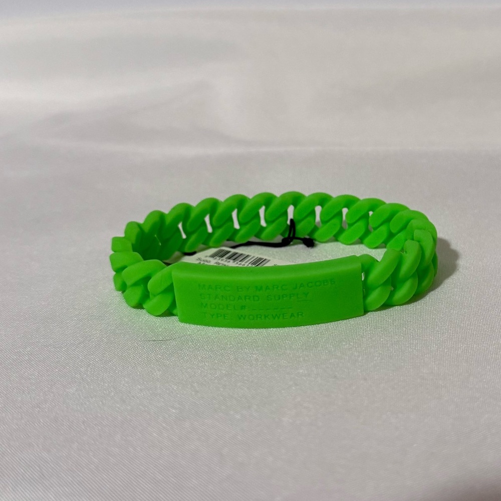 Marc Jacobs Silicone Bracelet Green - Picture 2 of 6